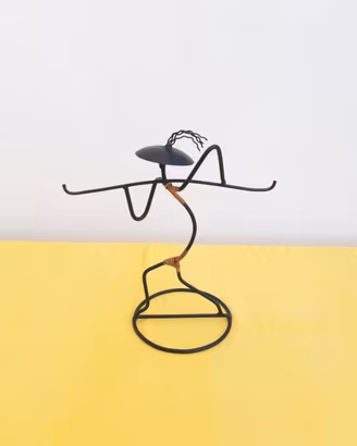 Espositore  Scultura artistica  in  ferro battuto