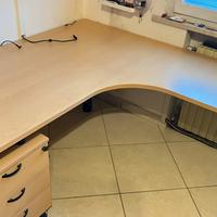Scrivania Angolare legno con cassettiera inclusa