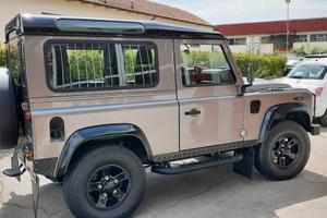 LAND ROVER Defender - 2008