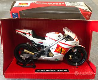 Modellino Honda Gresini RC 212V Marco Simoncelli