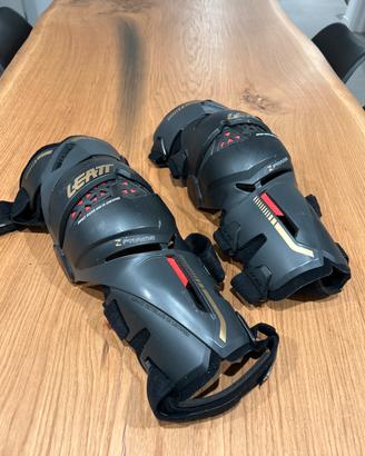 Tutori ginocchiere leat z frame