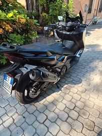 scooter TMAX 560 Tech Max
