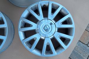 Cerchi renault da 17 pollici