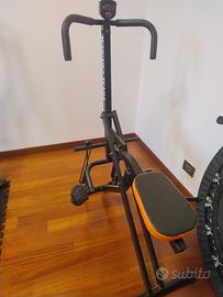 attrezzo addome-glutei