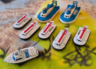 Lotto di 7 Hovercraft + Motoscafo Matchbox Lesney.