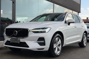 VOLVO XC60 B4 (d) automatico Mhev 197CV Momentum