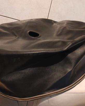 copriruota in pelle per auto o campet
