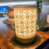 Lampada da tavolo bruciatore di essenze