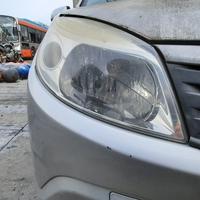 DACIA SANDERO 2009 - FARO ANTERIORE DESTRO