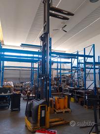 carrello stoccatore