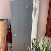 Armadio metallico  da giardino molto robusto