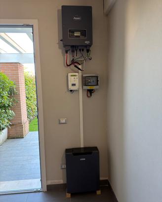 Inverter ibrido ZCS Zucchetti 3kw + batteria