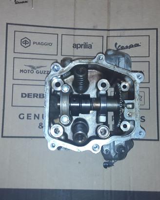 Testa completa Piaggio X9 250 motore Honda
