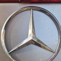 Emblema mercedes w211 