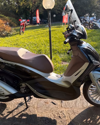 Piaggio Beverly 300 i.e. ASR-ABS