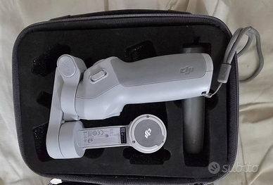 DJI OM 4 Gimbal 3-Axis + Borsa