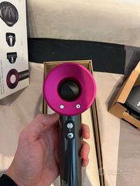 Iron/fucsia supersonic dyson