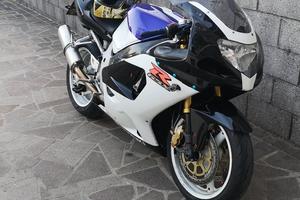 Suzuki gsxr 750