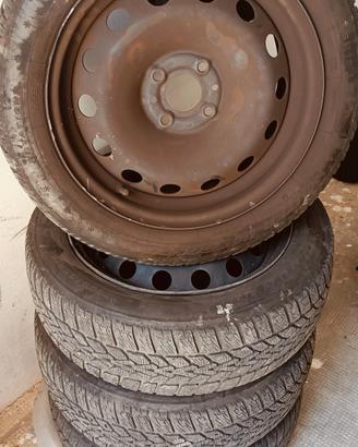 Cerchi+gomme 185/55/R15 82t per lancia y