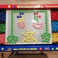 Scatola giochi chiodini