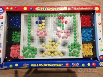 Scatola giochi chiodini