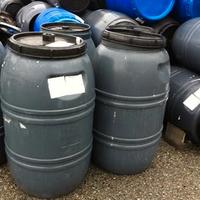 Fusti in plastica usati