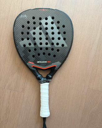 Racchetta padel