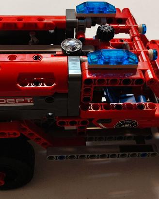 Lego Technic First Responder 42075
