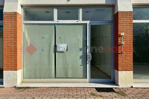 Negozio Coreglia Antelminelli [UM182GBVCG]