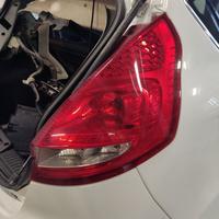 Fanale posteriore destro FORD FIESTA del 2010