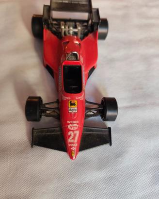 Modellino Bburago Ferrari 126 C4 1/24