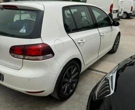 Volkswagen Golf 2.0 TDI 140CV DSG 5p High. Perfett