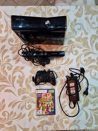 Xbox 360 Slim + Kinect + Controller + Gioco Kinect