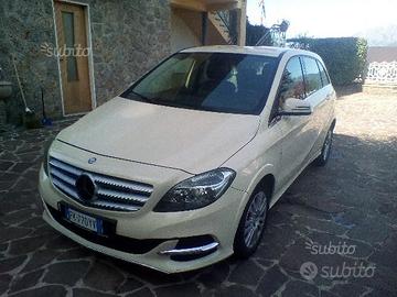 Mercedes b200 metano automatica - 2016