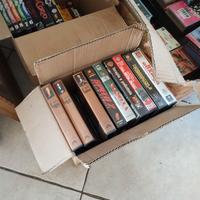 Cassette , DVD film e cassette audio