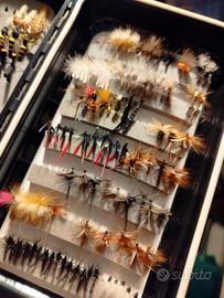 SCATOLA DOPPIA PESCA A MOSCA – OLTRE 120 MOSCHE AR