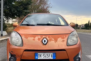 Renault twingo 2007 benzina-225.000 km-incidentata