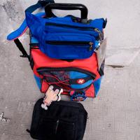 Carrello per bambini + marsupio e porta tablet .