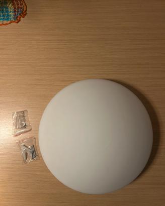 Plafoniera esterna con sensore di movimento