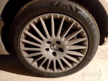 4 gomme +cerchi alfa romeo