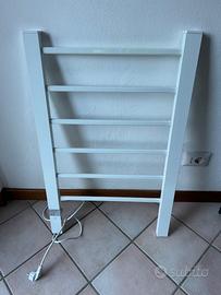 Scalda salviette elettrico a pavimento