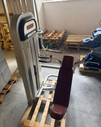 Shoulder press star trac