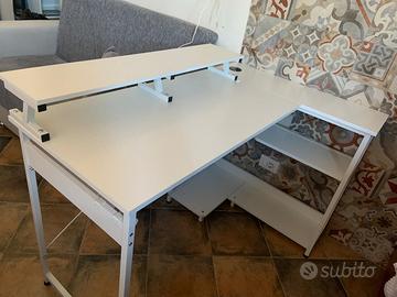 Scrivania PC/Ufficio