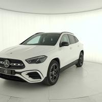 MERCEDES-BENZ GLA 180 Automatic