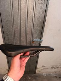Sella in carbonio  Bontrager 138 mm