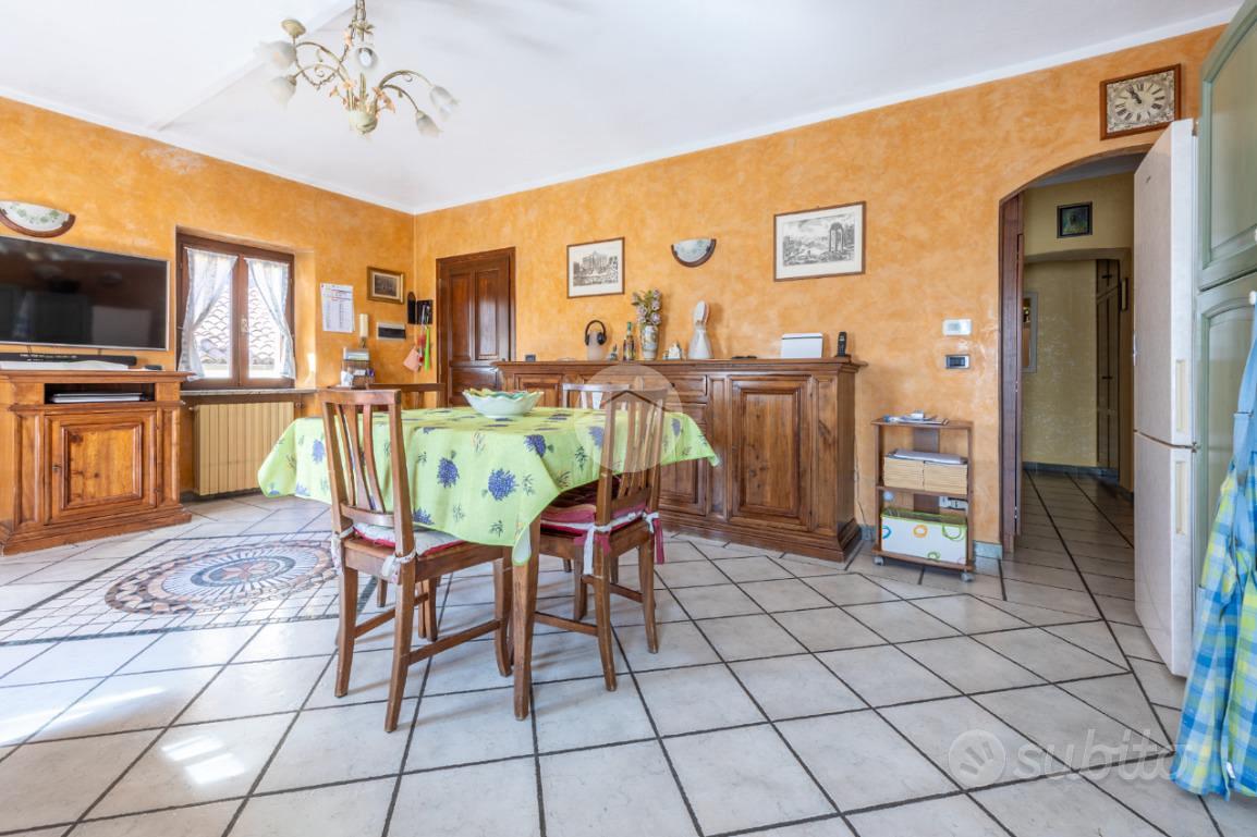 Apartment in Chieri, Torino - Vista 6