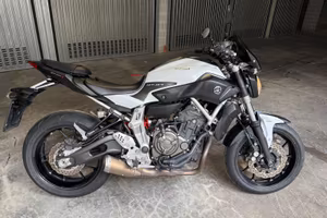 Moto Yamaha MT 07