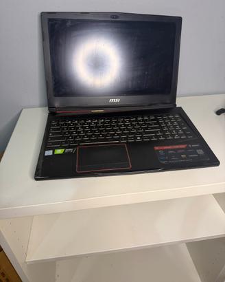 MSI GE63 Raider 8SE RTX 2060 16GB 1TB SSD