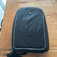 Zaino Swiss Peak Antitaccheggio