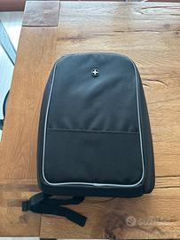 Zaino Swiss Peak Antitaccheggio